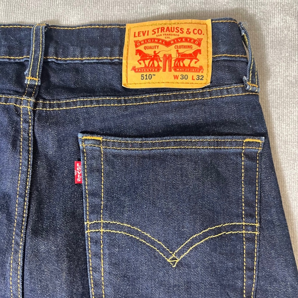 Levis 510 Skinny Fit Dark Indigo Blue Jeans Mens 30x32 05510-0692 - Picture 8 of 8